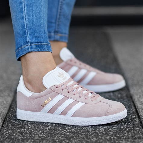 adidas schuhe neu beige damen|Beigefarbene Damenschuhe .